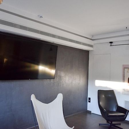 Adonis City Hotel Патра Экстерьер фото
