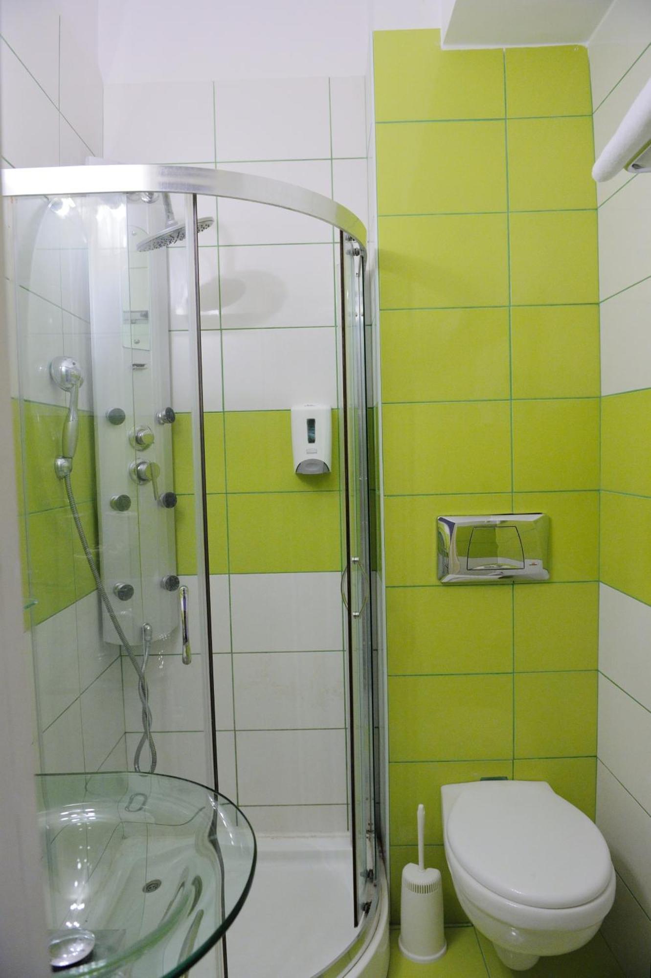 Adonis City Hotel Патра Экстерьер фото