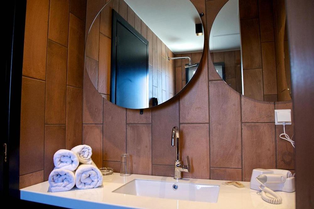 Adonis City Hotel Патра Экстерьер фото