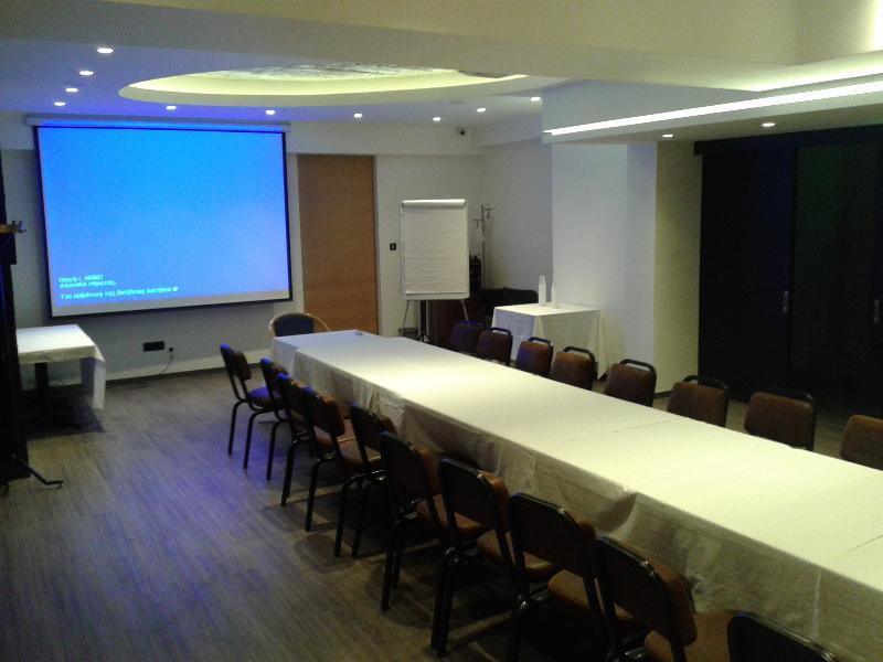 Adonis City Hotel Патра Экстерьер фото